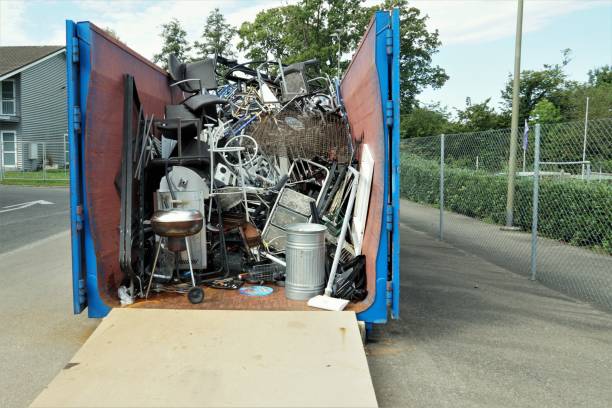 Best Junk Hauling Services  in Cupertino, CA